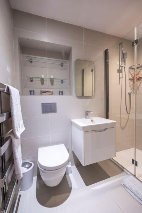 Beautiful & Spacious Retreat In Winchester Eksteriør billede